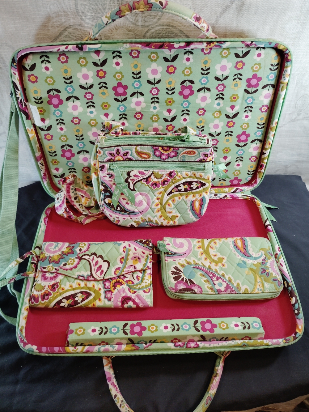 Vera Bradley 4pc Mint Green& Pink Paisley Quilted Set - Picture 6 of 6
